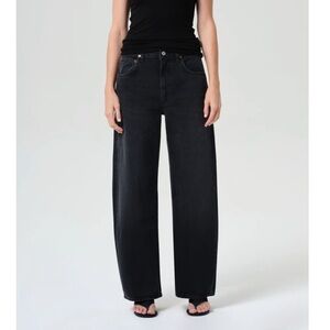 Agolde Low Curve (weightless) jeans in black tar